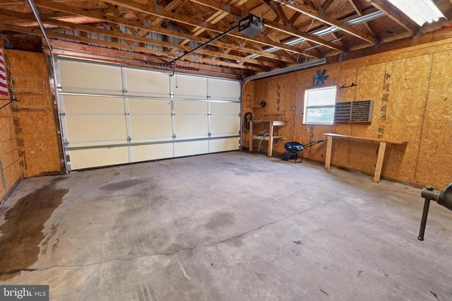 8547 HEARNS POND RD, Seaford, DE 19973