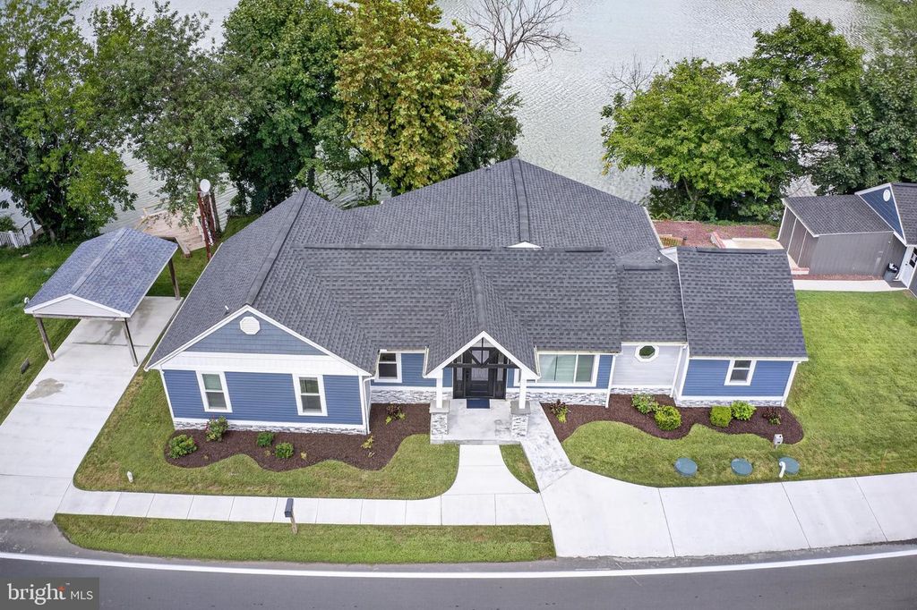 8547 HEARNS POND RD, Seaford, DE 19973