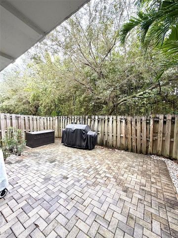 10780 NW 74th Ln 10780, Doral, FL 33178