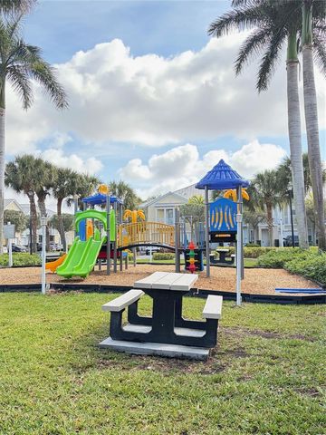 10780 NW 74th Ln 10780, Doral, FL 33178