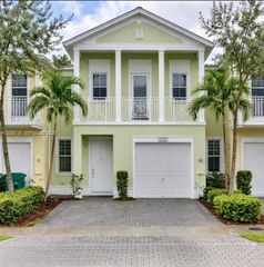 10780 NW 74th Ln 10780, Doral, FL 33178