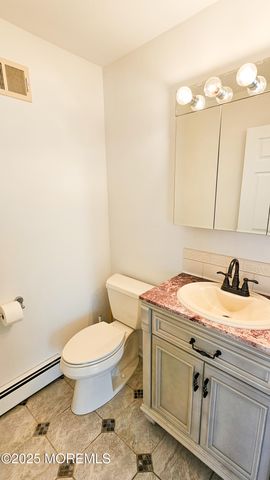 1386 Paul Boulevard, Manahawkin, NJ 08050