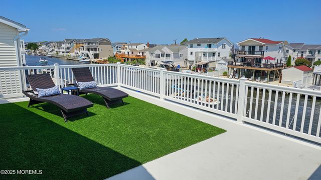 1386 Paul Boulevard, Manahawkin, NJ 08050