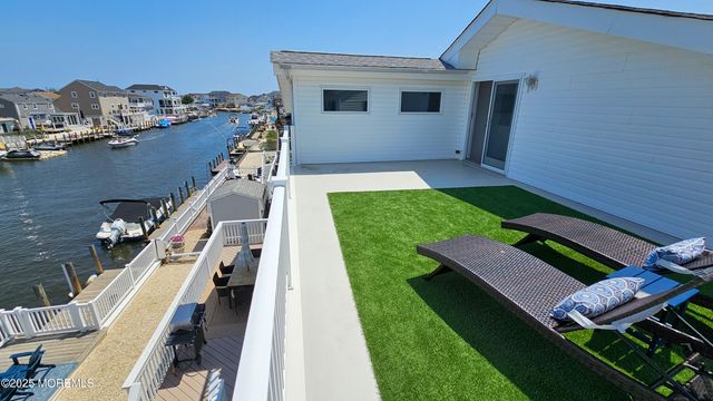 1386 Paul Boulevard, Manahawkin, NJ 08050
