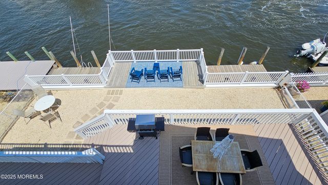 1386 Paul Boulevard, Manahawkin, NJ 08050