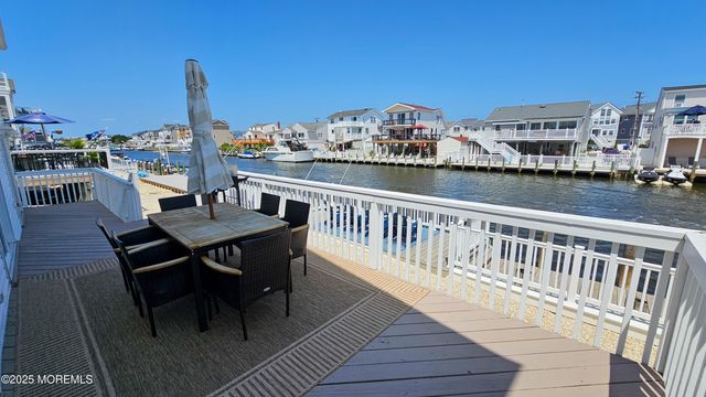 1386 Paul Boulevard, Manahawkin, NJ 08050