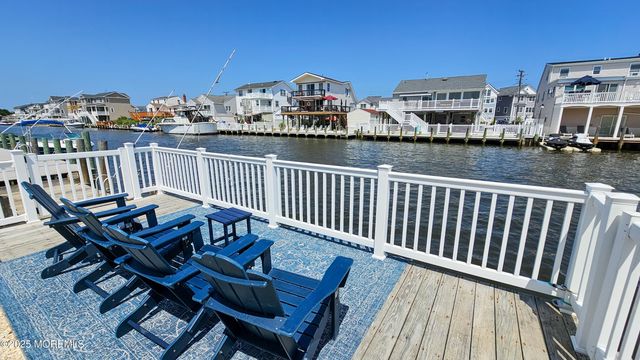 1386 Paul Boulevard, Manahawkin, NJ 08050