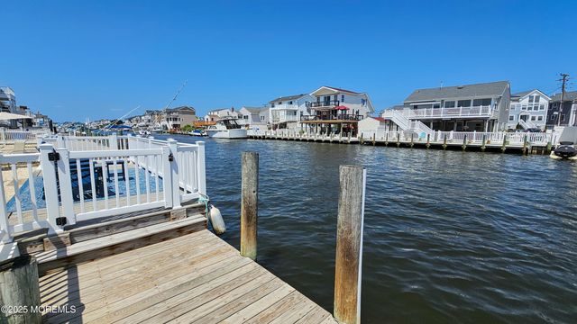 1386 Paul Boulevard, Manahawkin, NJ 08050