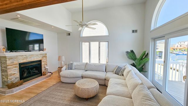 1386 Paul Boulevard, Manahawkin, NJ 08050