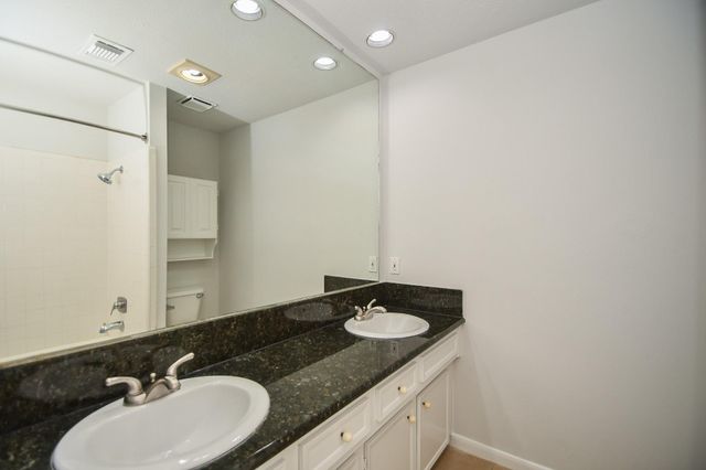 3107 Barnhill, Sugar Land, TX 77479