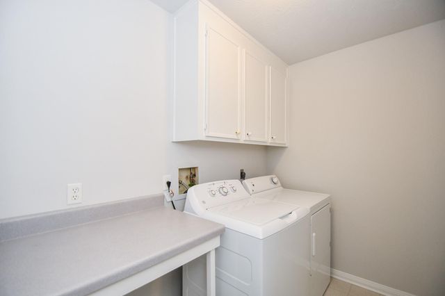 3107 Barnhill, Sugar Land, TX 77479