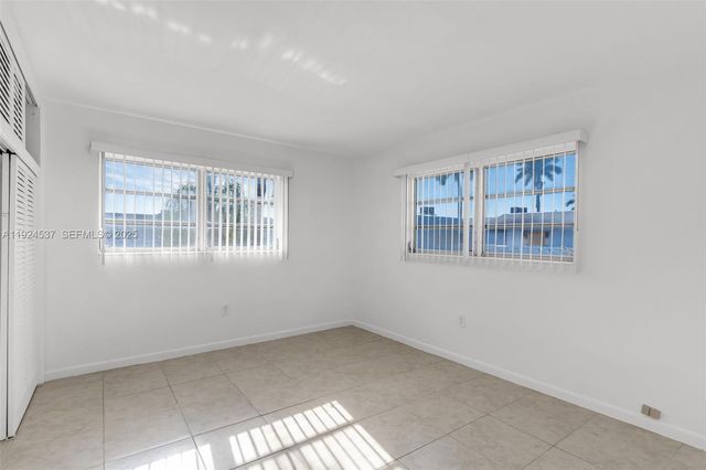 7550 SW 82nd St F201, Miami, FL 33143