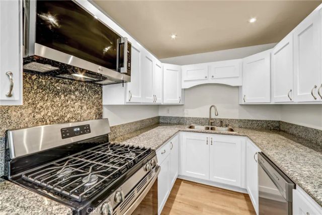 497 S El Molino 106, Pasadena, CA 91101