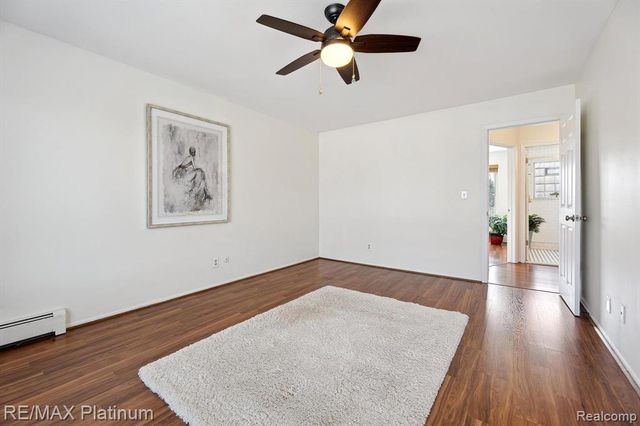 5992 Alan Drive 22, Brighton, MI 48116