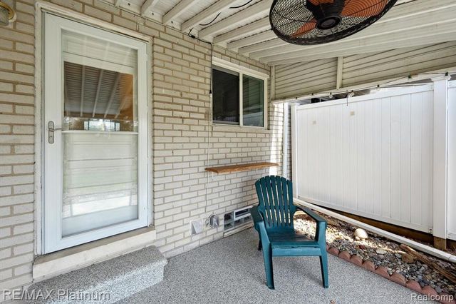 5992 Alan Drive 22, Brighton, MI 48116