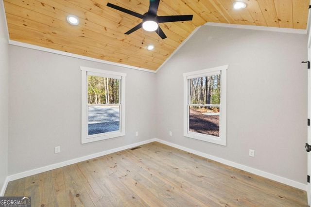 292 Wits End Way, Blue Ridge, GA 30513