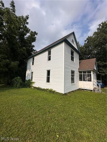 1061 Ackley Street, Akron, OH 44306