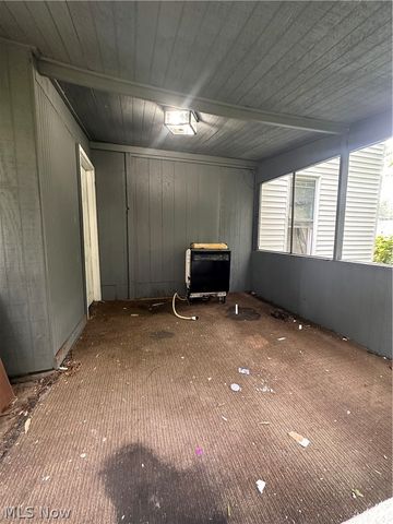 1061 Ackley Street, Akron, OH 44306