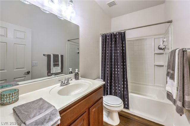 10450 Gold Shadow Avenue, Las Vegas, NV 89129