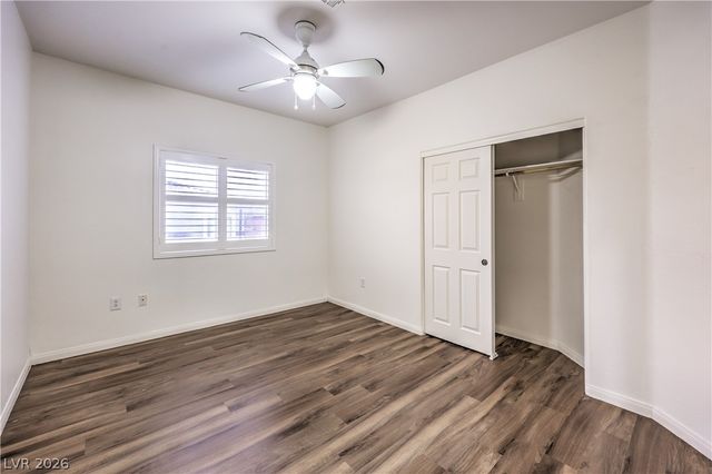 10450 Gold Shadow Avenue, Las Vegas, NV 89129