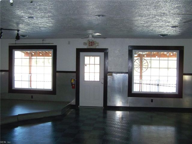 6001 Holland RD, Suffolk, VA 23437