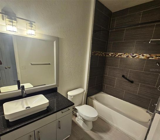3621 CONROY ROAD 738, Orlando, FL 32839