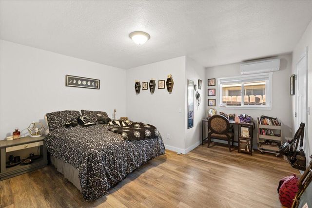 372 Ogara Street, Medford, OR 97501