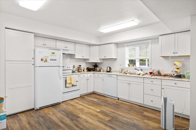 372 Ogara Street, Medford, OR 97501