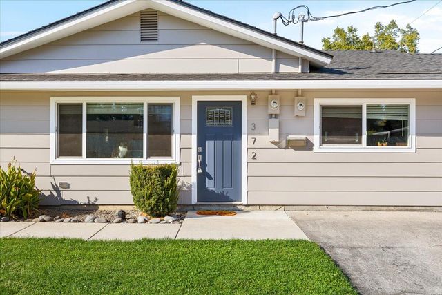 372 Ogara Street, Medford, OR 97501