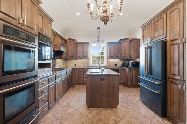 6601 Rivermist Pt, North Little Rock, AR 72118