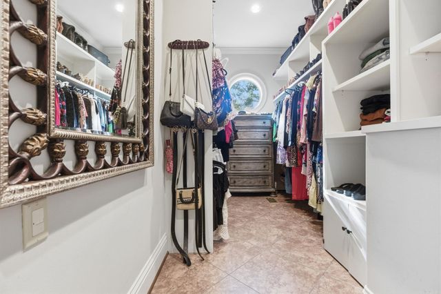 6601 Rivermist Pt, North Little Rock, AR 72118