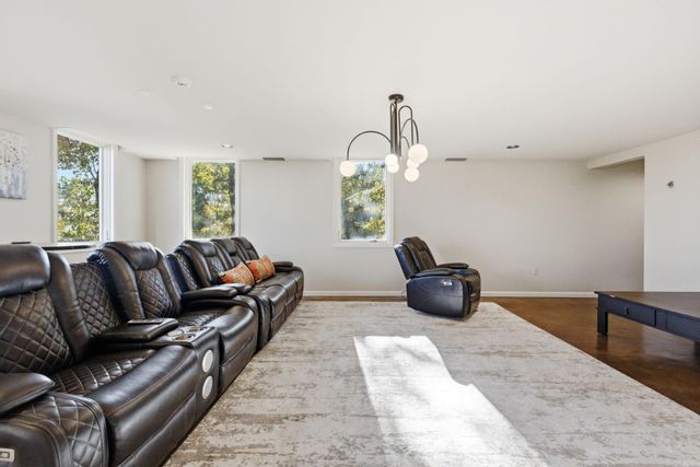 6601 Rivermist Pt, North Little Rock, AR 72118