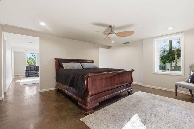 6601 Rivermist Pt, North Little Rock, AR 72118