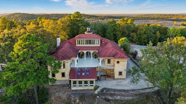 6601 Rivermist Pt, North Little Rock, AR 72118