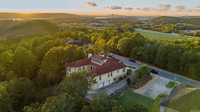 6601 Rivermist Pt, North Little Rock, AR 72118