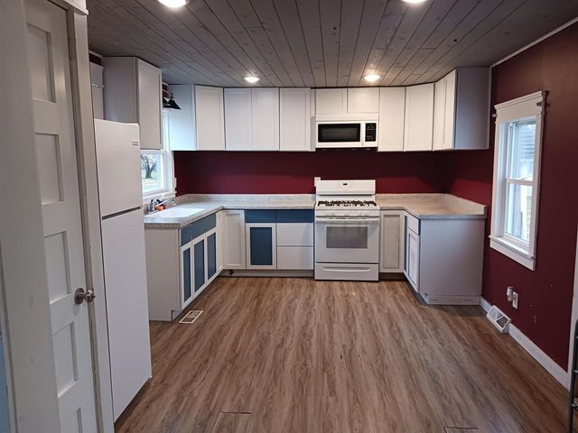 112 E Church Street, Orfordville, WI 53576