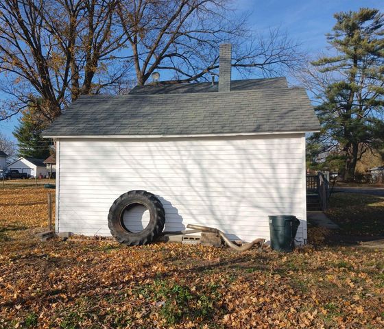 112 E Church Street, Orfordville, WI 53576