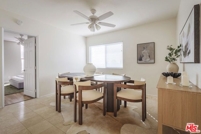 4829 Whitsett Avenue 301, Valley Village, CA 91607