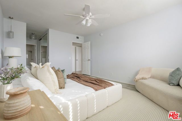 4829 Whitsett Avenue 301, Valley Village, CA 91607