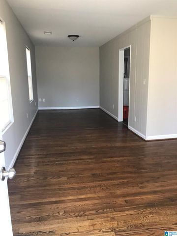 221 25TH STREET, Birmingham, AL 35211