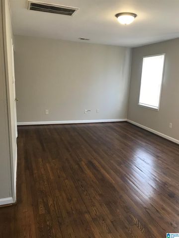 221 25TH STREET, Birmingham, AL 35211