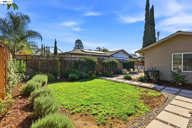 784 Avalon Way, Livermore, CA 94550