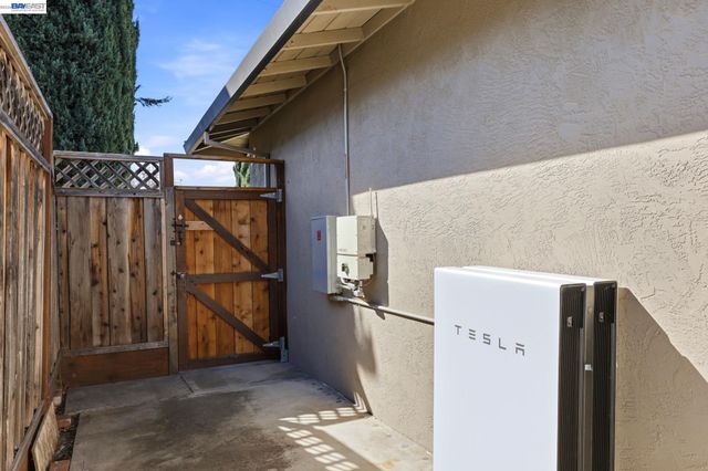 784 Avalon Way, Livermore, CA 94550