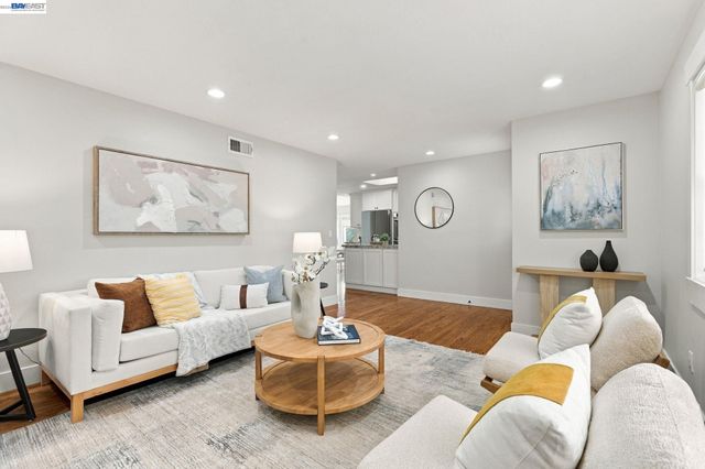 784 Avalon Way, Livermore, CA 94550