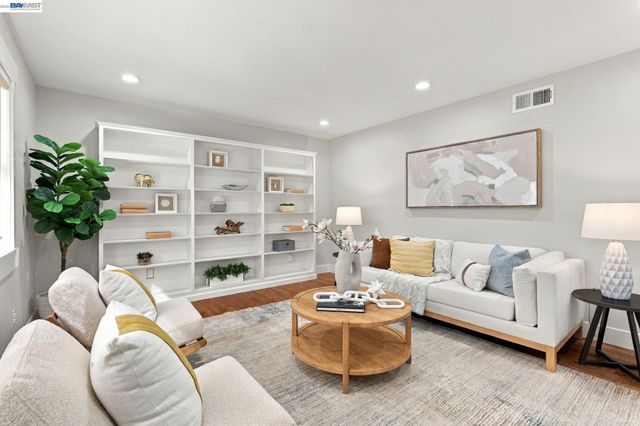 784 Avalon Way, Livermore, CA 94550