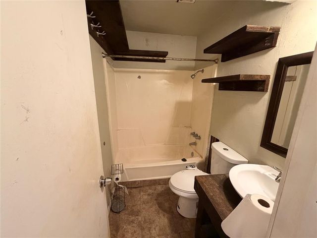 511 S 7th Street, Noble, OK 73068