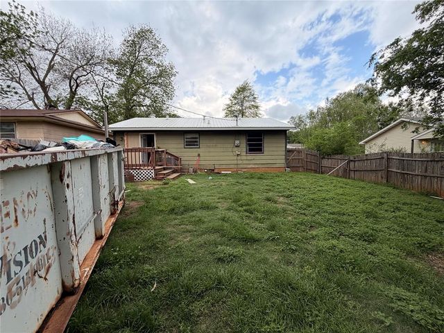 511 S 7th Street, Noble, OK 73068