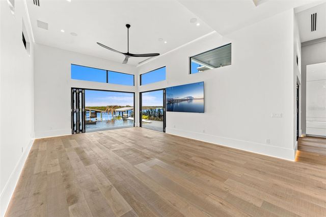 1194 N PENINSULA AVENUE, New Smyrna Beach, FL 32169