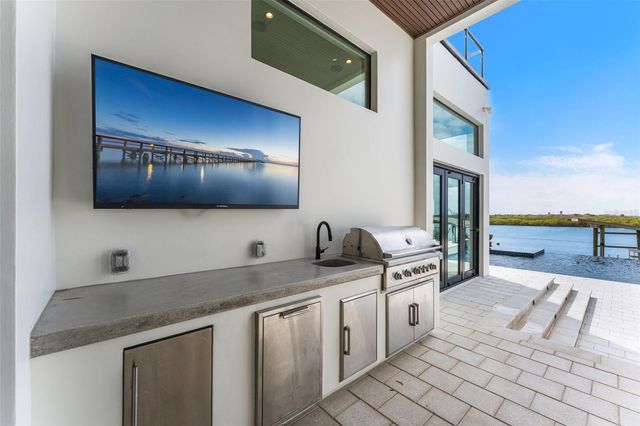 1194 N PENINSULA AVENUE, New Smyrna Beach, FL 32169