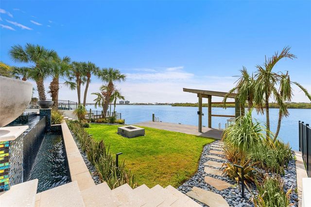 1194 N PENINSULA AVENUE, New Smyrna Beach, FL 32169